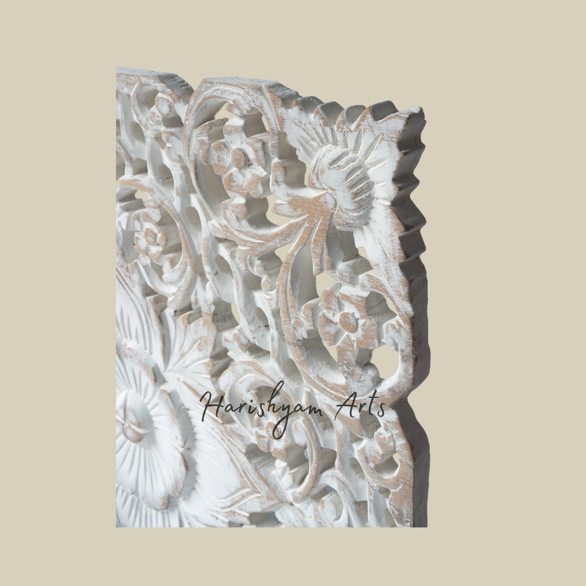 18" Traditional floral wall hanging1
