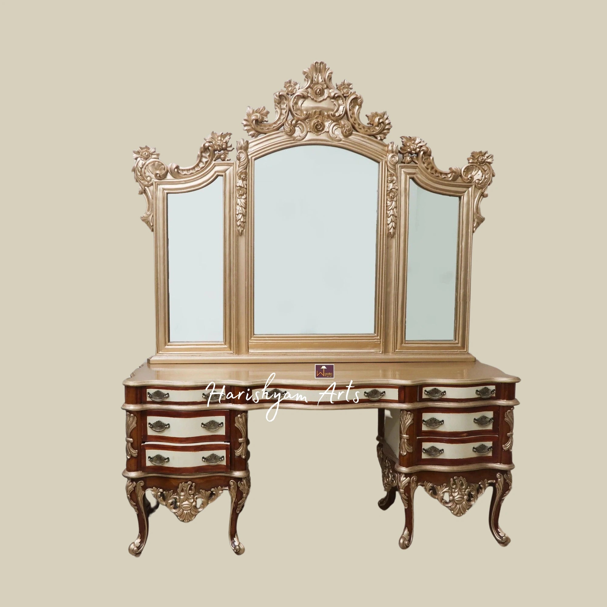 Baroque-Inspired Luxury Dressing Table with Ornate Mirror