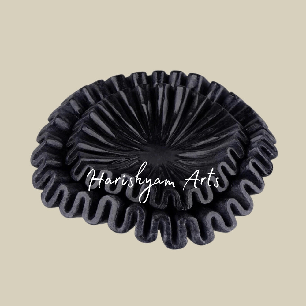 Black Marble Ruffle Bowl