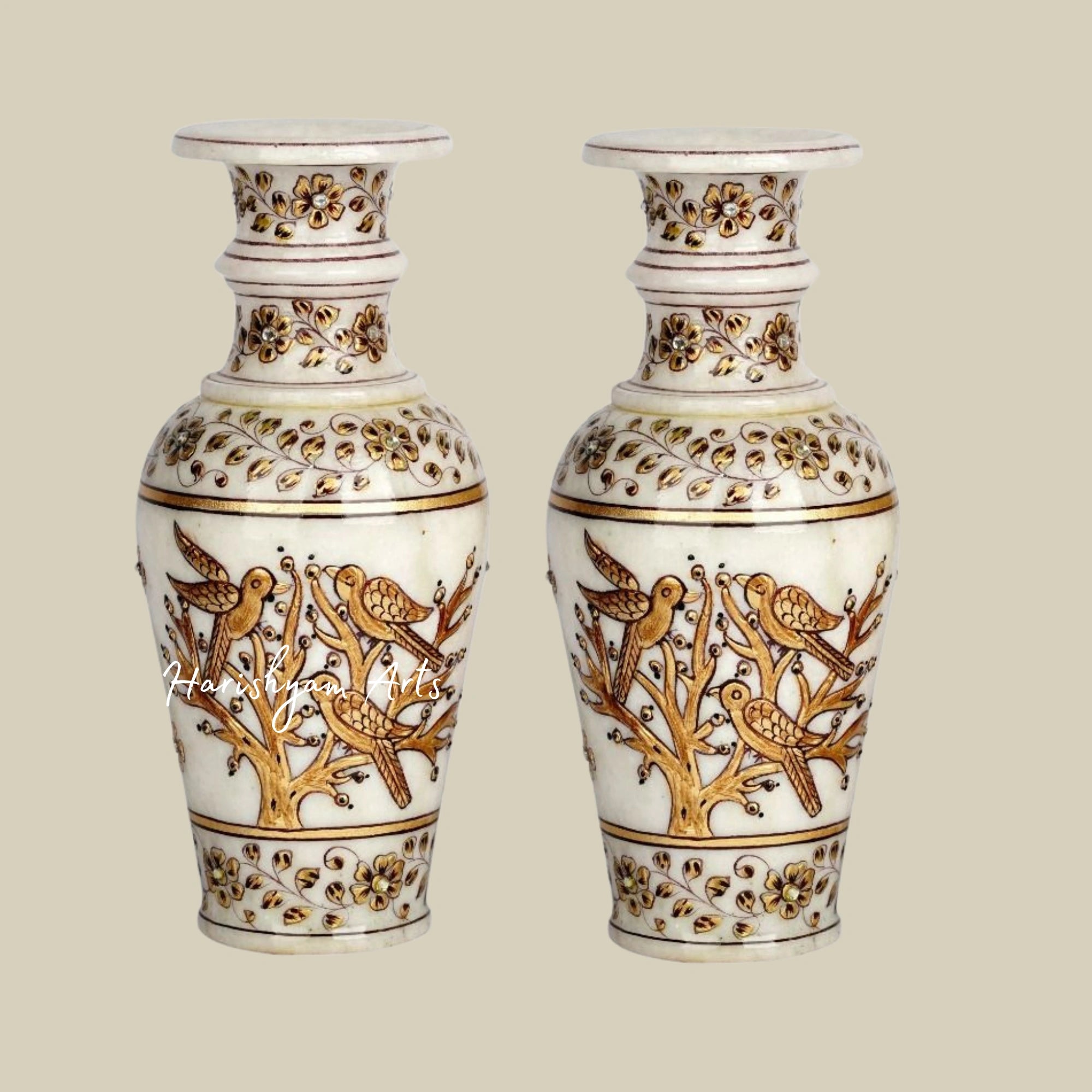 Handcrafted Marble Vase with Gold Inlay Premium Decorative Piece3