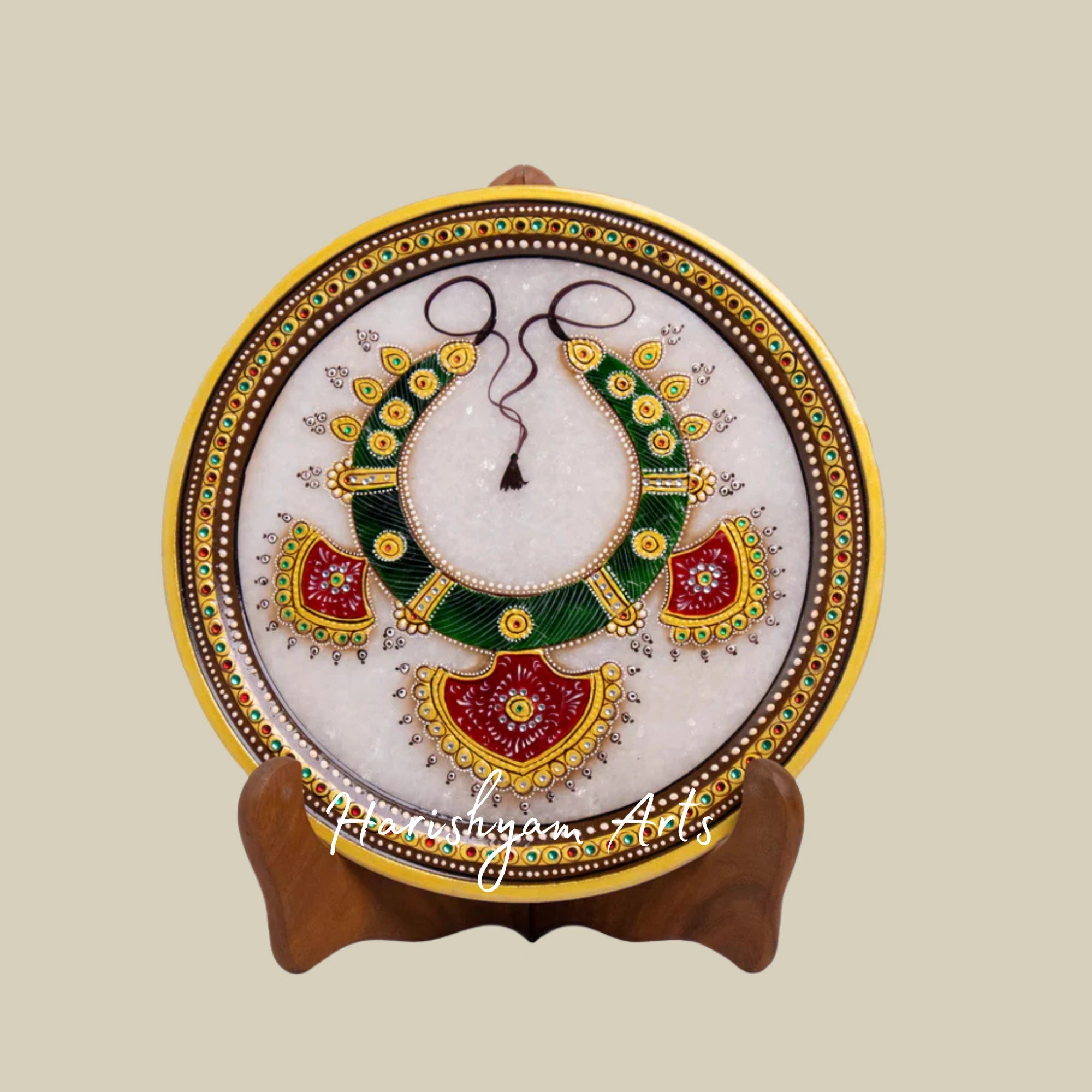 Heritage-Inspired Gold Leaf Marble Plate Traditional Artistic Masterpiece