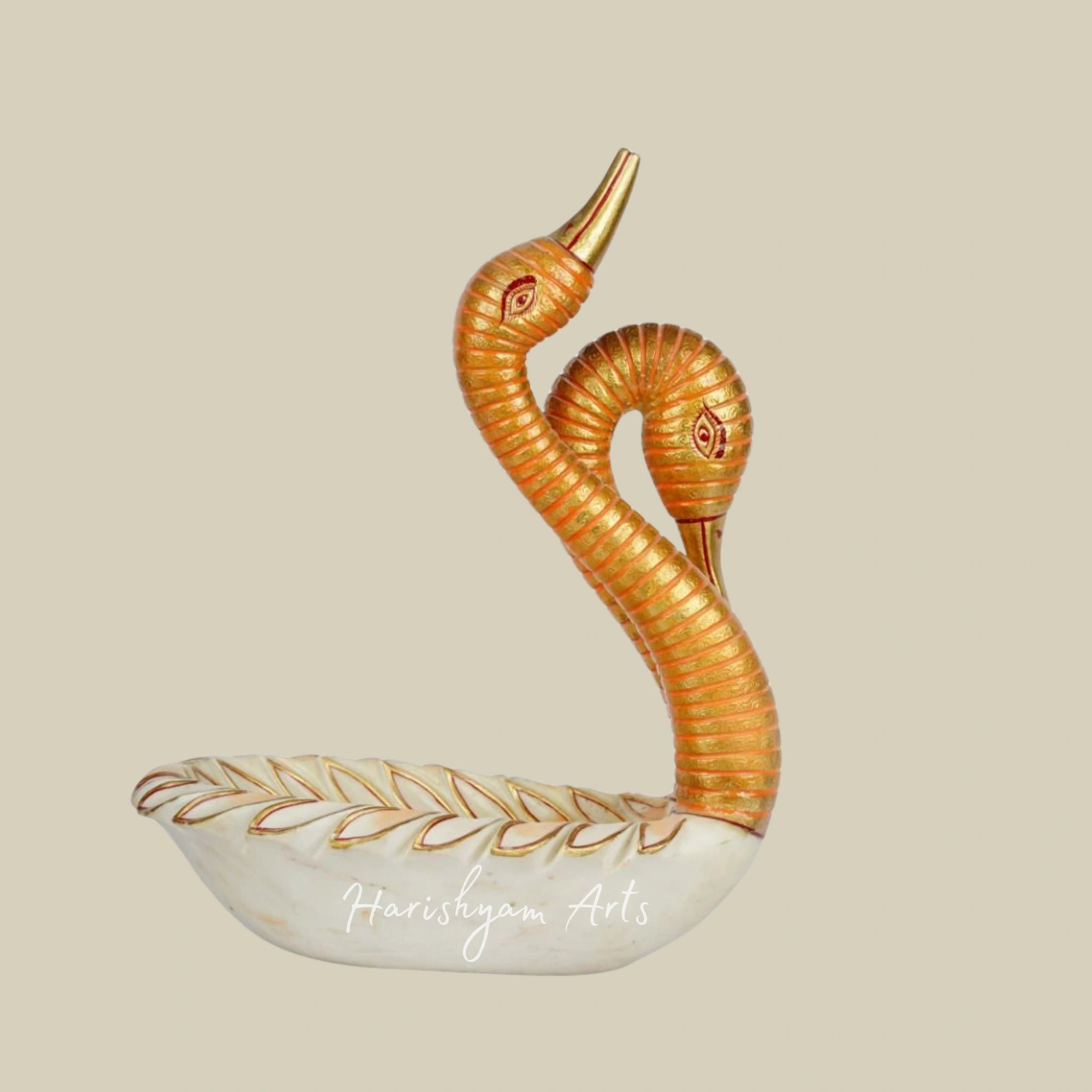 Marble Handcrafted Swan-Shaped Urli for Elegant Home Decoration3