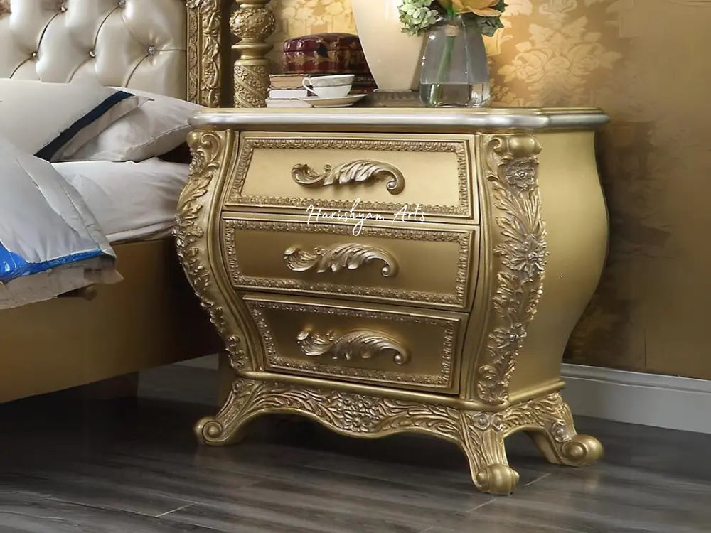 Regal Cal King 2-Piece Leather Bedroom Ensemble in Antique Gold