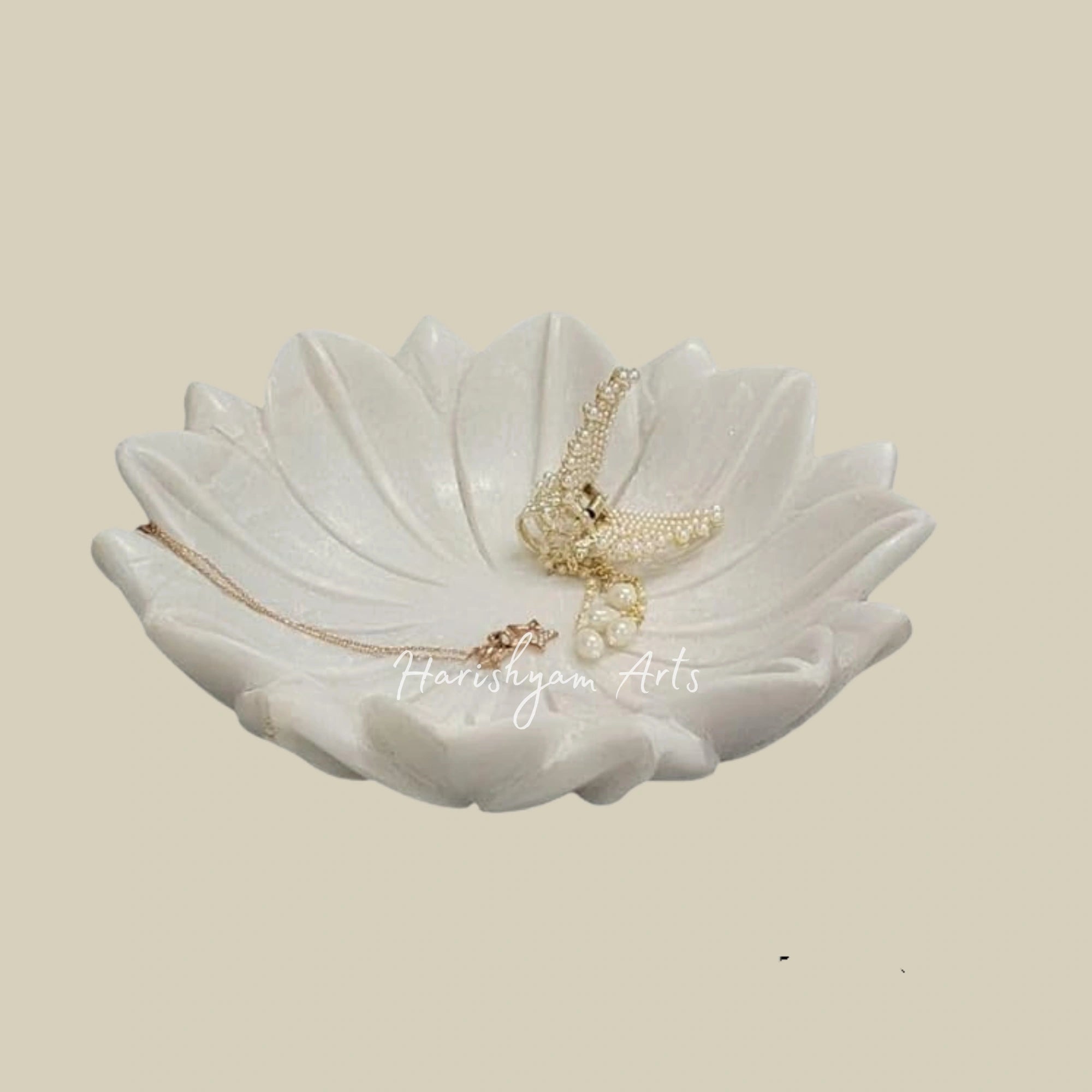 Round Marble Urli Bowl with Leafy Design for Home Décor4