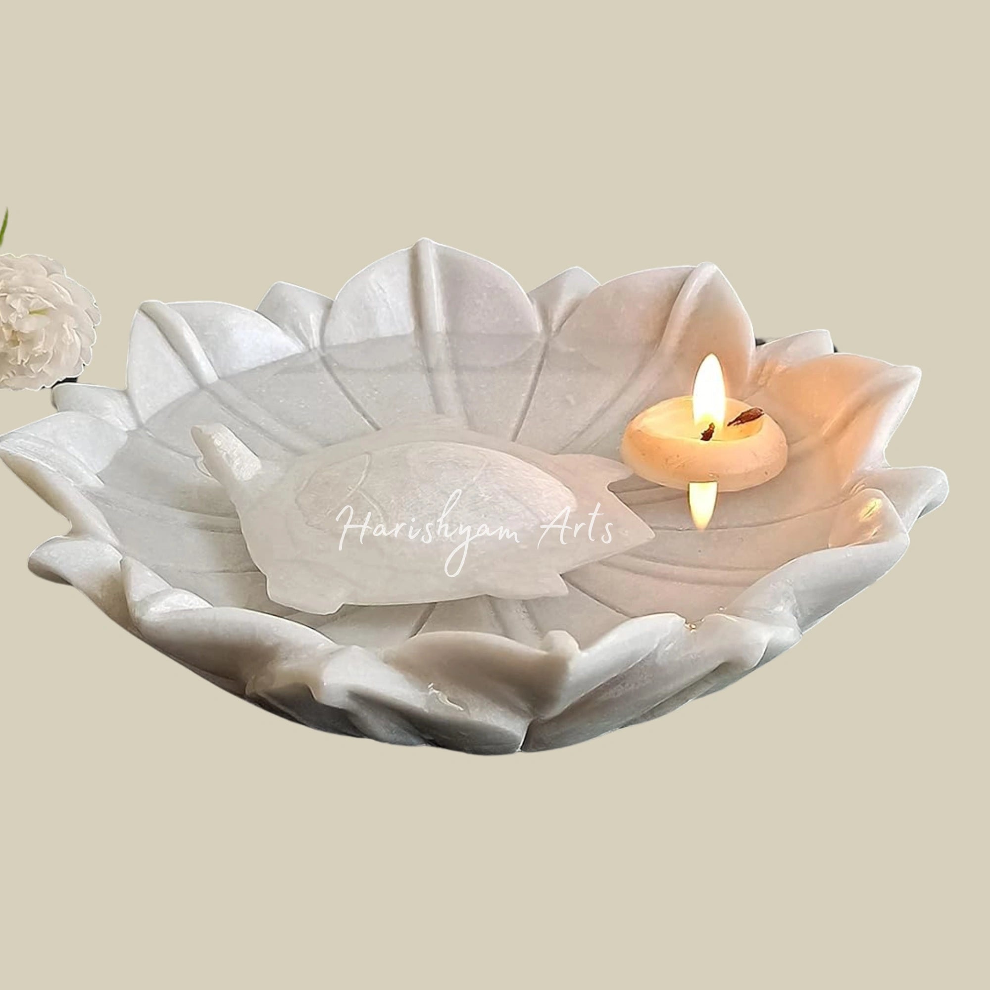 Round Marble Urli Bowl with Leafy Design for Home Décor5