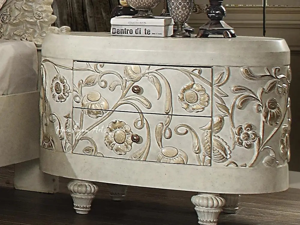 Royal King 3-Piece Bedroom Set