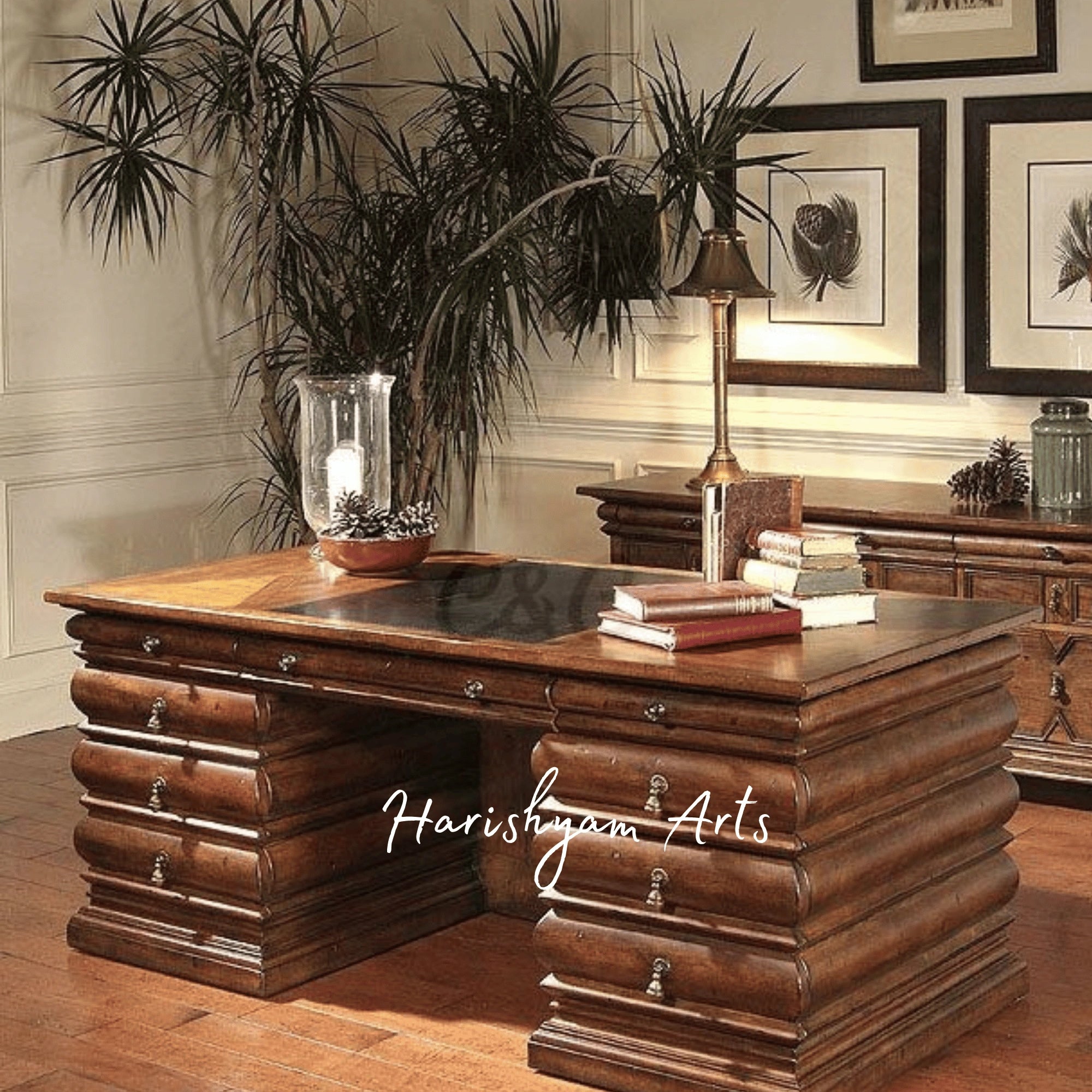 Traditional Heritage Wooden Executive Desk Designed with Luxury Craftsmanship