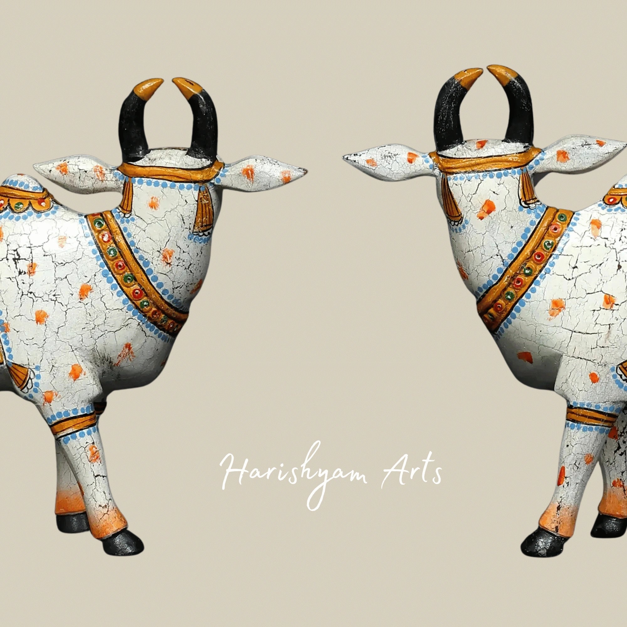 18" Pair of Hand-Painted Wooden Cow Statues – Traditional Indian Wood Carving Art