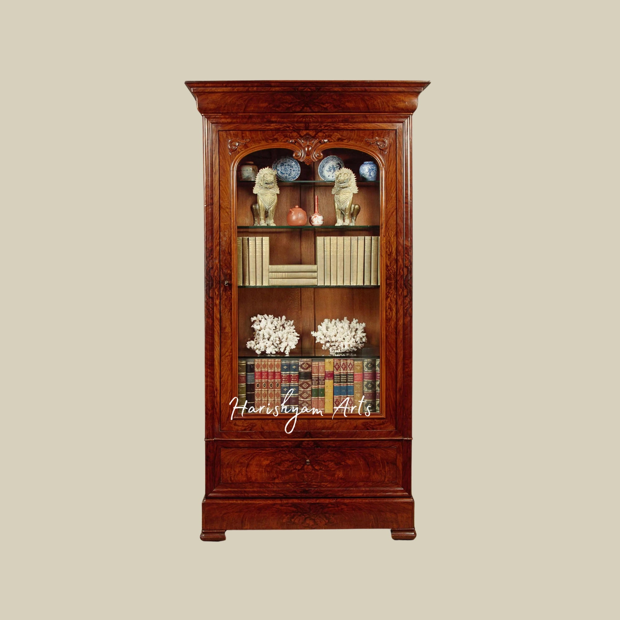 69" Buy Traditional Bookshelf Online