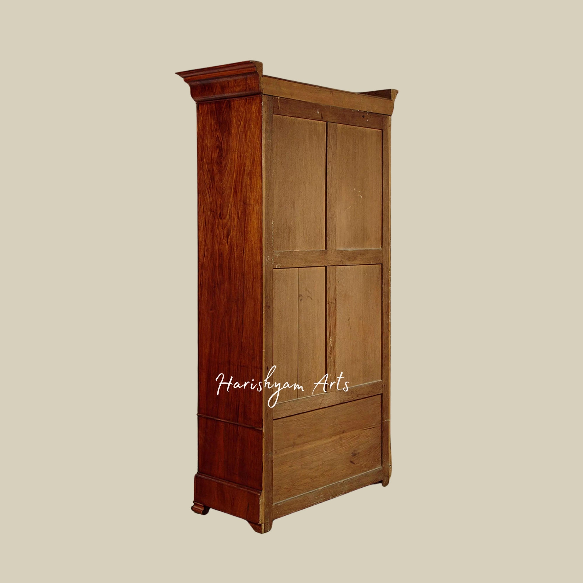 69" Buy Traditional Bookshelf Online11