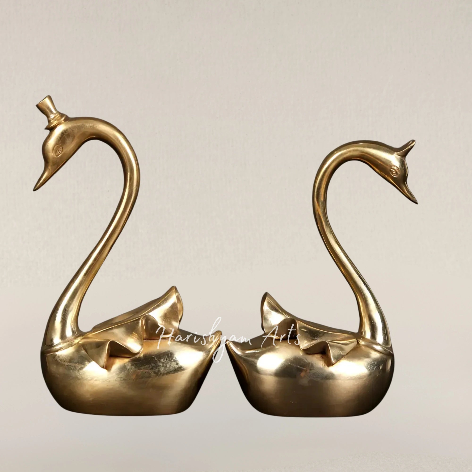 8" Swan Couple Figurine Charming Mr and Mrs Home Decor Accent