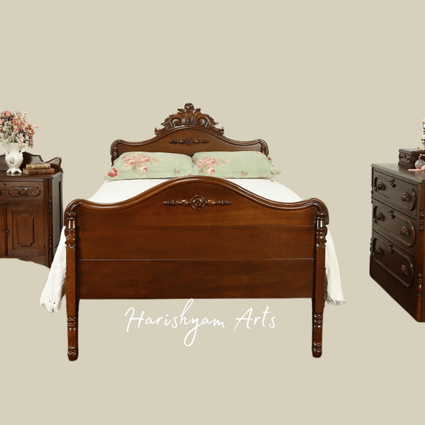 Antique Heritage Bedroom Set Elegant Carved Wooden Bed with Matching Furniture