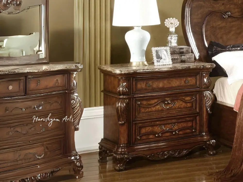 Cherrywood Elegance 3-Piece Queen Bedroom Set