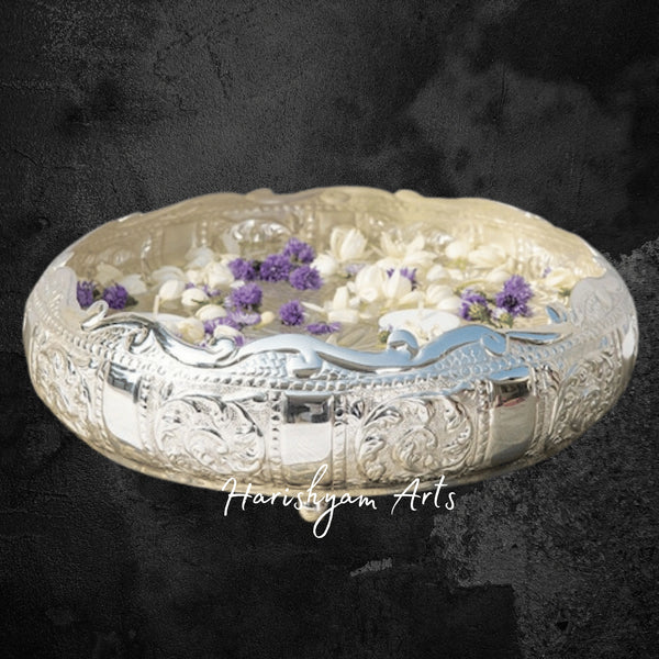 Classic Handcrafted Brass Urli Bowl for Festive Home Décor