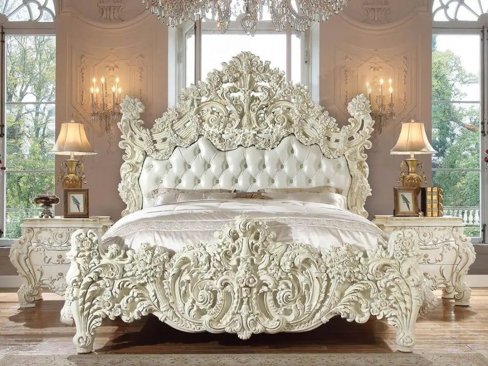 Elegant White Lacquer 3-Piece King Bedroom Collection