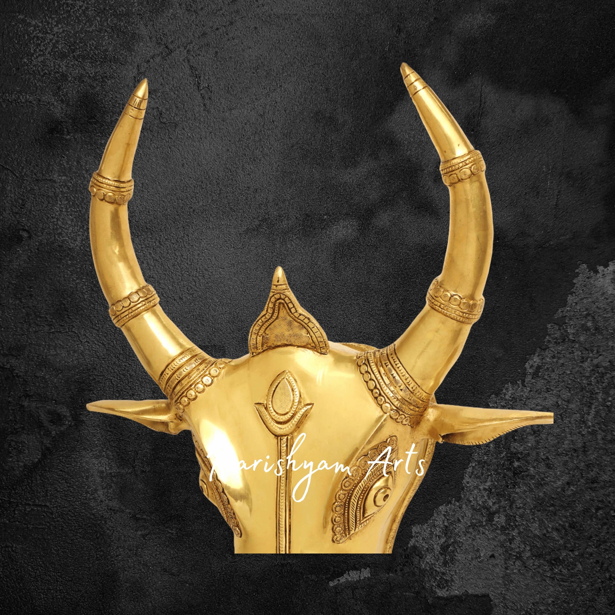 Handcrafted Brass Bull Head Wall Art for Rustic Interiors
