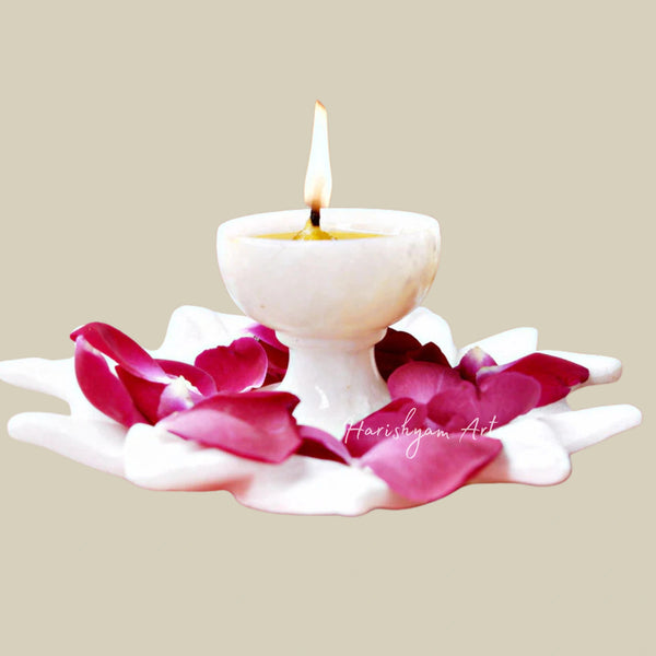 Marble Lotus Plate with Oil Lamp Combo