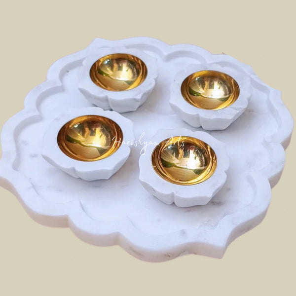 Premium Marble Petal Diya Set with Decorative Tray