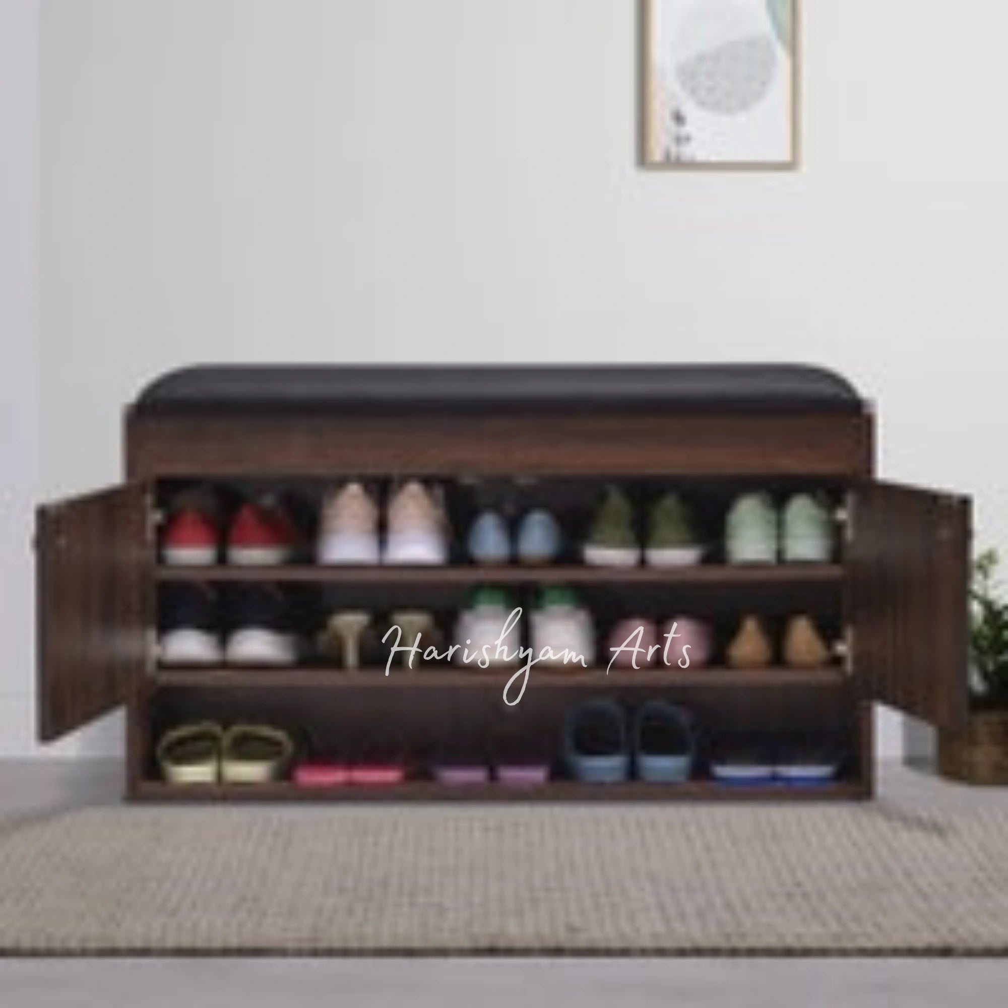 Spacious Horizontal Shoe Rack with Comfortable Cushion Seat