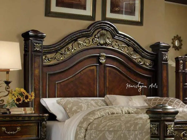 Vintage Elegance 4-Piece Queen Poster Bedroom Collection